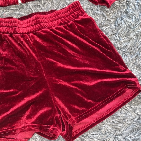 Red maroon velvet track suit shorts set size medium NeW in package - Picture 8 of 12